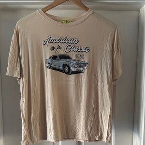 Chit Chat American Classic 1965 Car Graphic Tee Cream Beige Oversized Size L